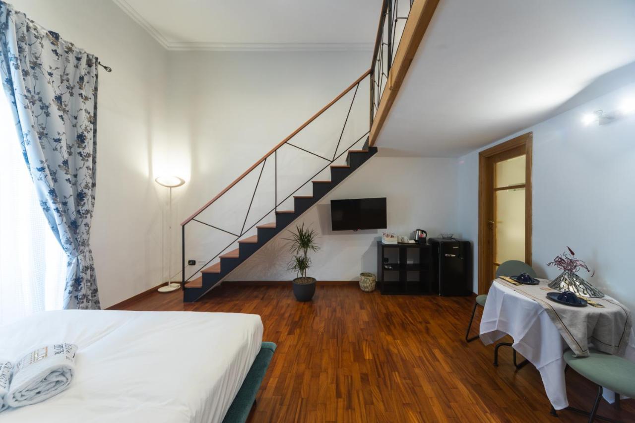 Bed and Breakfast Palazzo Il Convento Luxury Umberto I Neapel Exterior foto